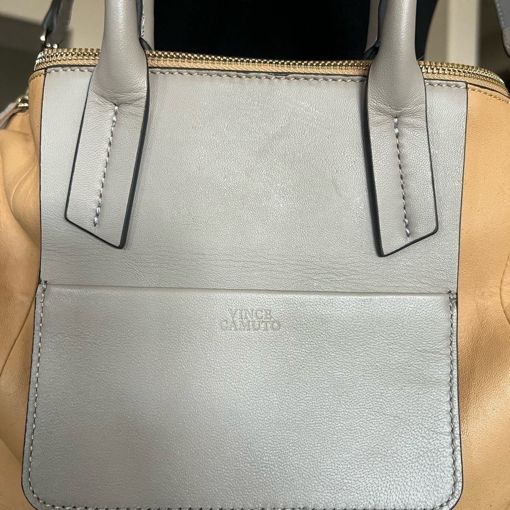 Vince CAMUTO DAVIA SATCHEL - 100% Leather - PRISTINE CONDITION - Picture 8 of 16